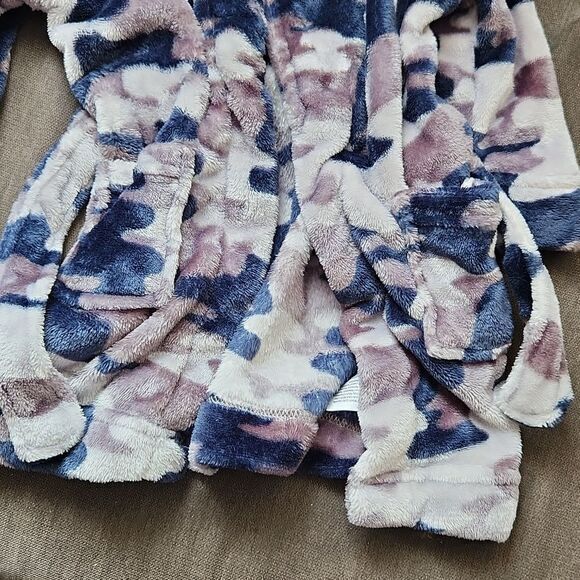 Wonder Nation Boys Camoflauge Children's Robe - Picture 2 of 6